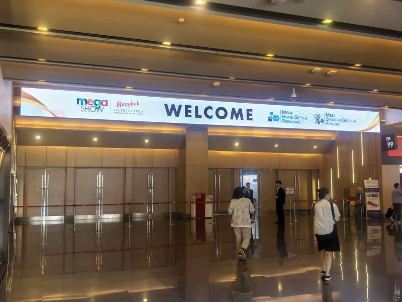 QINGDAO RGS Bersinar di Thailand Mega Show 2025 dengan Brightness Tote Bag dan produk Pembungkusan